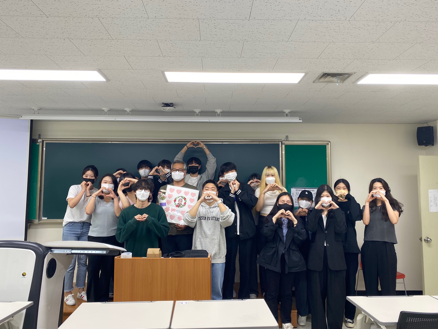 2022 스승의날1.jpg 첨부 이미지